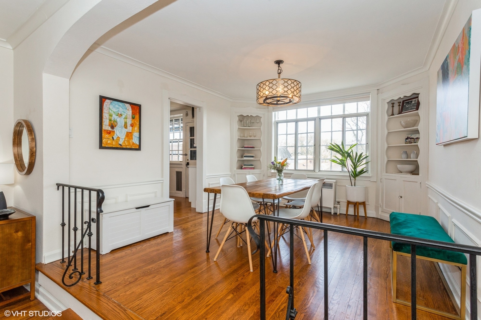 2457 Prairie Avenue 3C