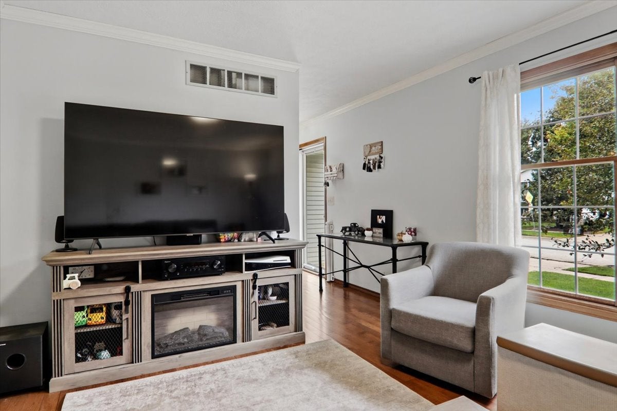 2805 Rocksbury Drive