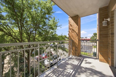 Tiny photo for 1 S Lincoln Avenue #203, Lombard, IL 60148 (MLS # 12689250)