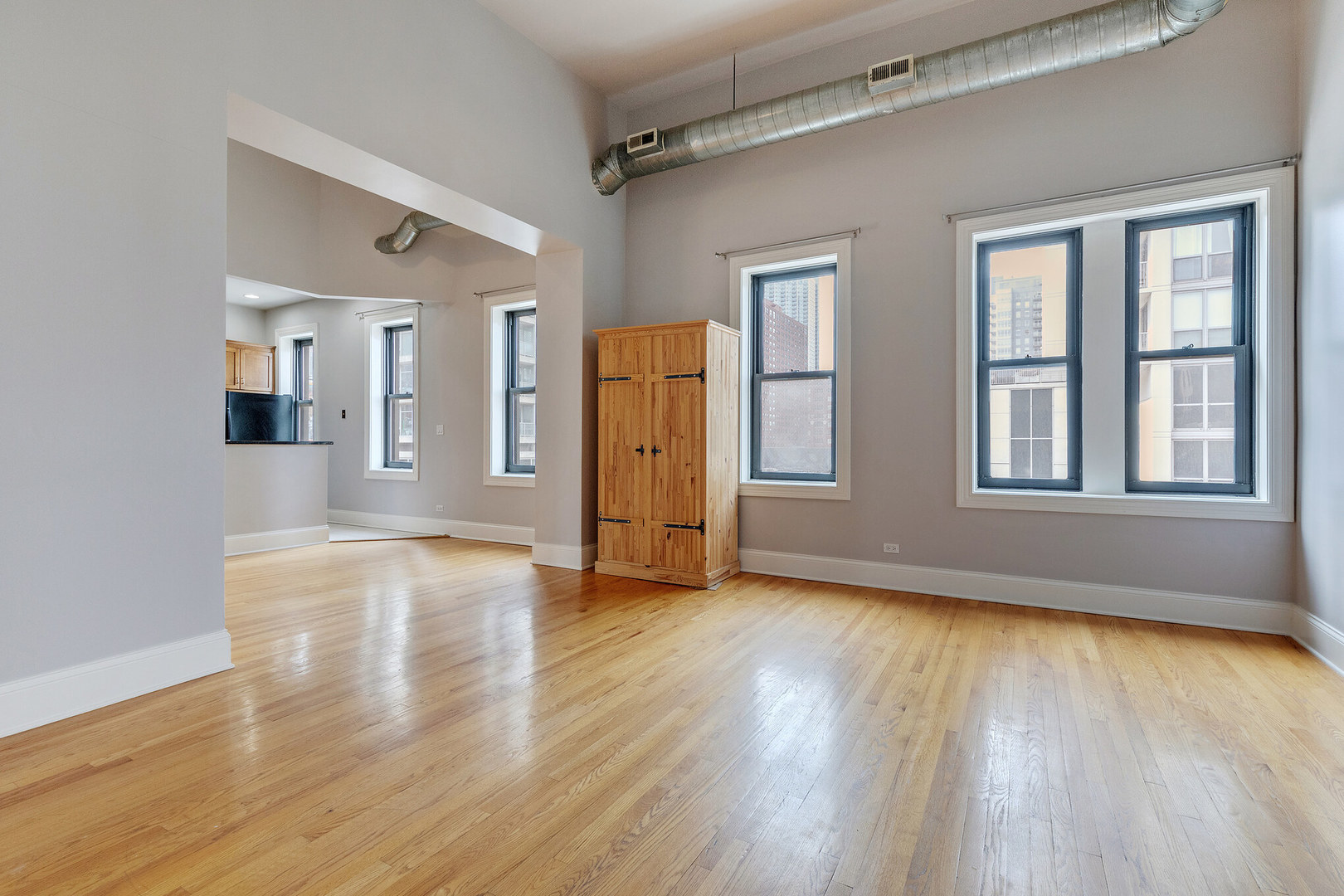 166 W Grand Avenue 2B
