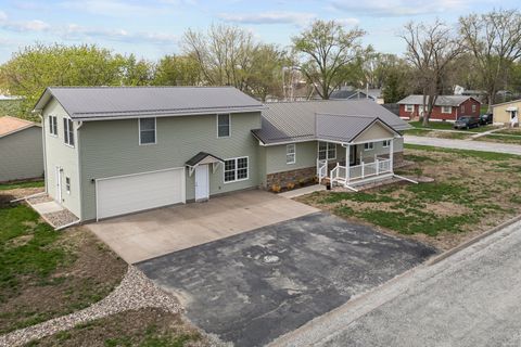 Tiny photo for 317 S. Walnut Street, Wilton, IA 52778 (MLS # 12619973)