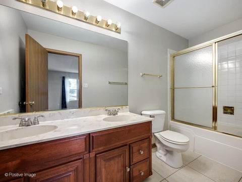 Tiny photo for 3422 W 85TH Place, Chicago, IL 60652 (MLS # 12740526)