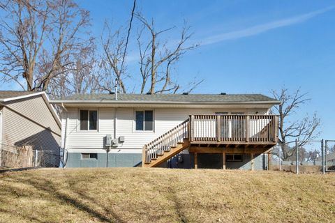 Tiny photo for 526 29th Avenue, Milan, IL 61264 (MLS # 12554305)