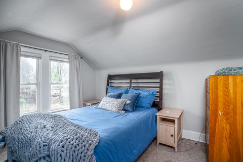 Tiny photo for 606 Indian Road, Davenport, IA 52802 (MLS # 12621436)