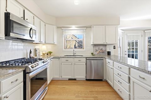 Tiny photo for 549 Bloomfield Circle, Geneva, IL 60134 (MLS # 12561778)