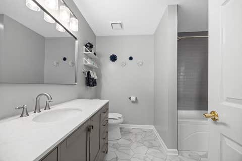 Tiny photo for 264 NAUTICAL Way #D, Elgin, IL 60123 (MLS # 12680038)