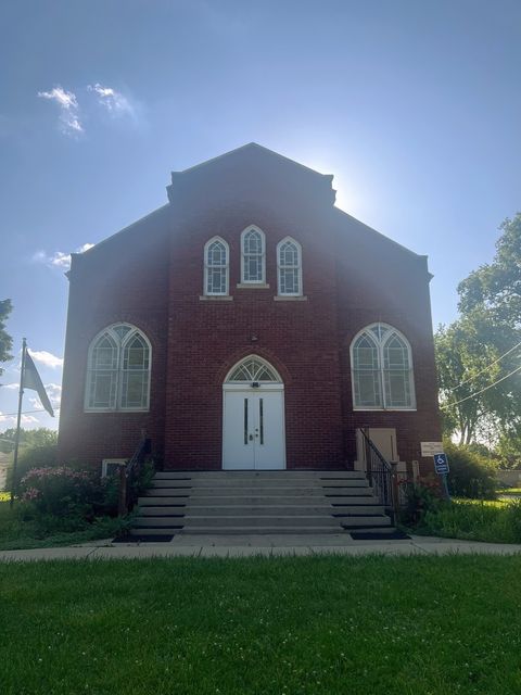 Photo of 201 S College Street, Lincoln, IL 62656 (MLS # 12495405) Photo of 201 S College Street, Lincoln, IL 62656 (MLS # 12495405)