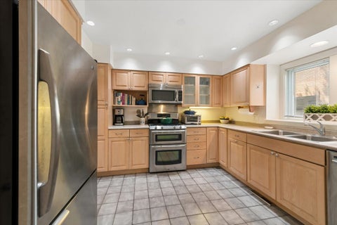 Tiny photo for 1926 N Larrabee Street, Chicago, IL 60614 (MLS # 12760462)