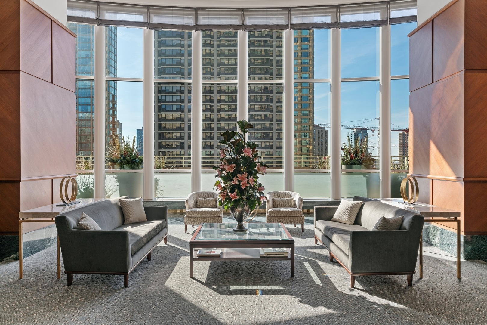 100 E HURON Street 4101