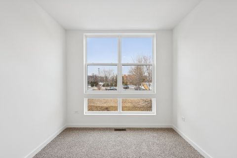 Tiny photo for 385 Summit Circle, Lombard, IL 60148 (MLS # 12543215)