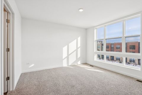 Tiny photo for 385 Summit Circle, Lombard, IL 60148 (MLS # 12543215)