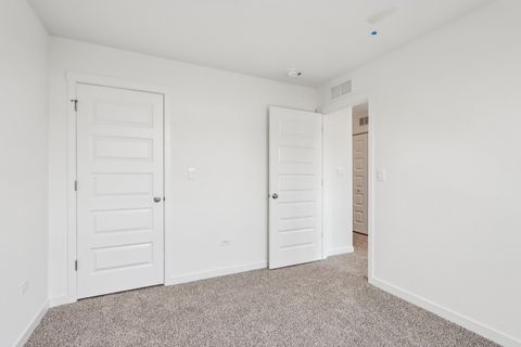 Tiny photo for 385 Summit Circle, Lombard, IL 60148 (MLS # 12543215)