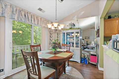 Tiny photo for 26 Waterbury Lane #N2, Schaumburg, IL 60193 (MLS # 12566524)
