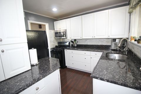 Tiny photo for 8001 S Kilpatrick Avenue, Chicago, IL 60652 (MLS # 12473308)