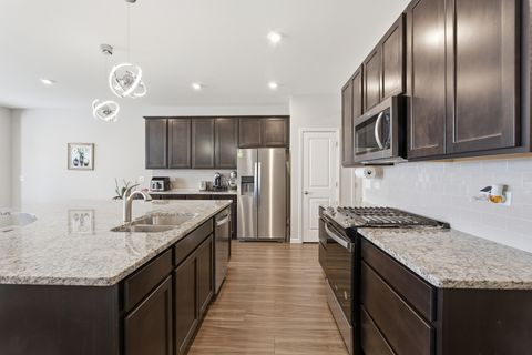 Tiny photo for 2235 Ryegrass Lane #68002, Bolingbrook, IL 60490 (MLS # 12588385)