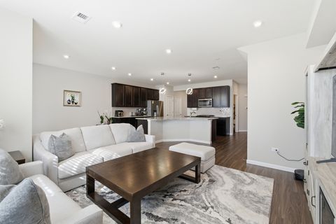 Tiny photo for 2235 Ryegrass Lane #68002, Bolingbrook, IL 60490 (MLS # 12588385)