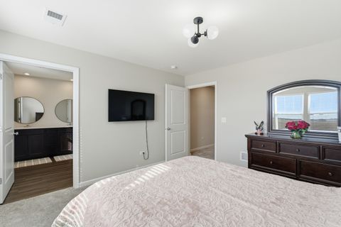 Tiny photo for 2235 Ryegrass Lane #68002, Bolingbrook, IL 60490 (MLS # 12588385)