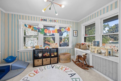 Tiny photo for 843 N Oak Park Avenue, Oak Park, IL 60302 (MLS # 12743609)