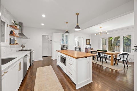 Tiny photo for 843 N Oak Park Avenue, Oak Park, IL 60302 (MLS # 12743609)