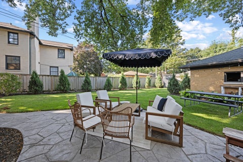 Tiny photo for 843 N Oak Park Avenue, Oak Park, IL 60302 (MLS # 12743609)