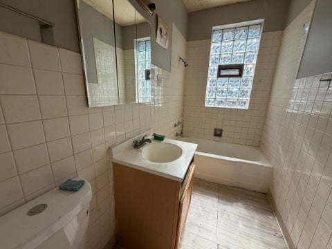 Tiny photo for 7719 S Oglesby Avenue, Chicago, IL 60649 (MLS # 12792092)