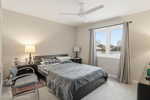 Tiny photo for 454 Stone Place, Wheeling, IL 60090 (MLS # 12563194)