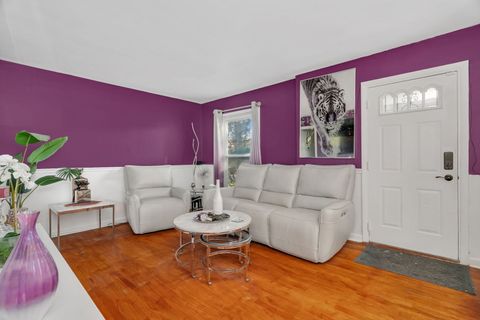 Tiny photo for 330 Geneva Avenue, Bellwood, IL 60104 (MLS # 12497284)