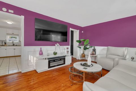 Tiny photo for 330 Geneva Avenue, Bellwood, IL 60104 (MLS # 12497284)