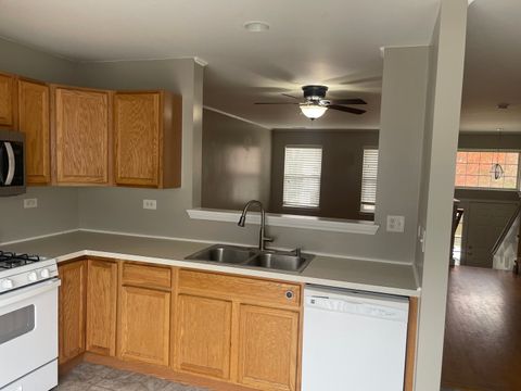 Tiny photo for 888 Galway Lane, Pingree Grove, IL 60140 (MLS # 12502544)