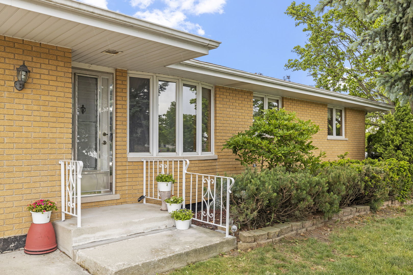 8862 167th Street
