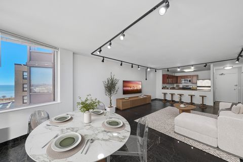 Tiny photo for 525 W HAWTHORNE Place #1906, Chicago, IL 60657 (MLS # 12562786)