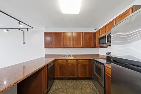 Tiny photo for 525 W HAWTHORNE Place #1906, Chicago, IL 60657 (MLS # 12562786)