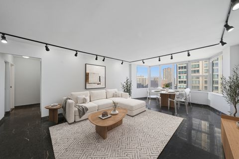 Tiny photo for 525 W HAWTHORNE Place #1906, Chicago, IL 60657 (MLS # 12562786)