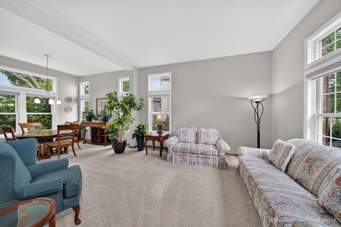 Tiny photo for 1172 Hillcrest Lane, Woodridge, IL 60517 (MLS # 12743124)
