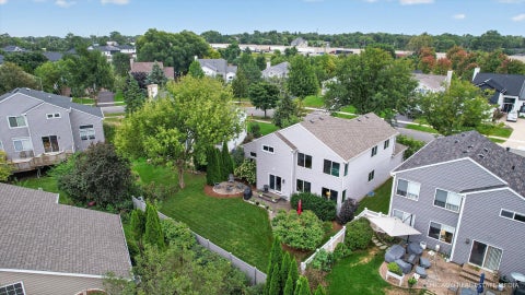 Tiny photo for 1172 Hillcrest Lane, Woodridge, IL 60517 (MLS # 12743124)