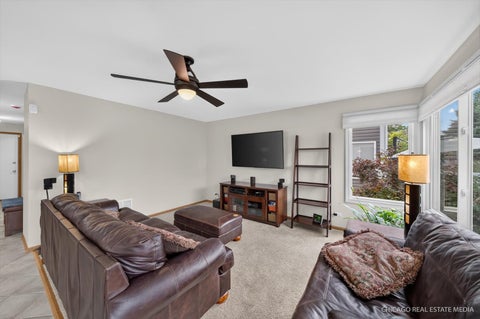 Tiny photo for 1172 Hillcrest Lane, Woodridge, IL 60517 (MLS # 12743124)