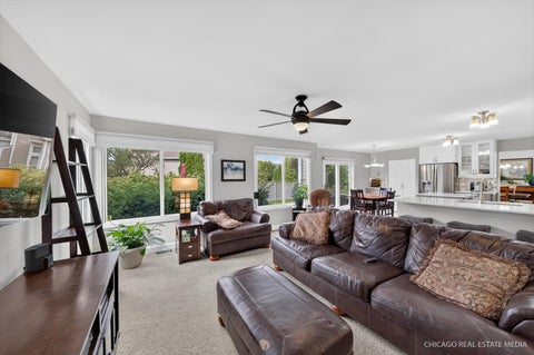Tiny photo for 1172 Hillcrest Lane, Woodridge, IL 60517 (MLS # 12743124)