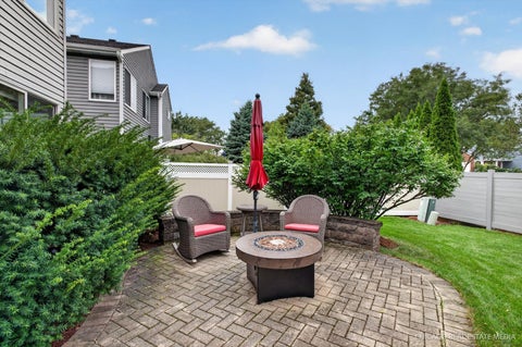 Tiny photo for 1172 Hillcrest Lane, Woodridge, IL 60517 (MLS # 12743124)
