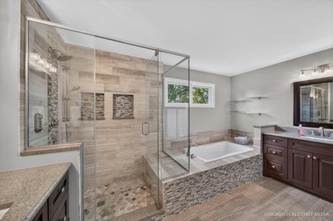 Tiny photo for 1172 Hillcrest Lane, Woodridge, IL 60517 (MLS # 12743124)