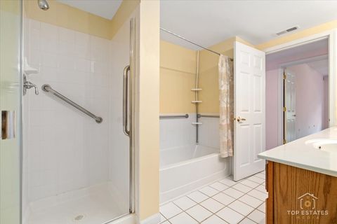 Tiny photo for 190 N Milwaukee Avenue #3-604, Wheeling, IL 60090 (MLS # 12445748)