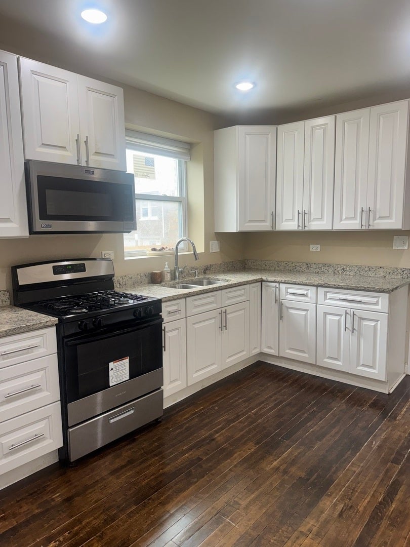 146 E 24th Street