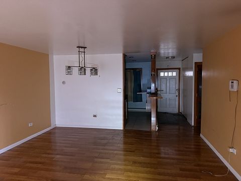 Tiny photo for 1636 W Estes Avenue #108, Chicago, IL 60626 (MLS # 12523429)