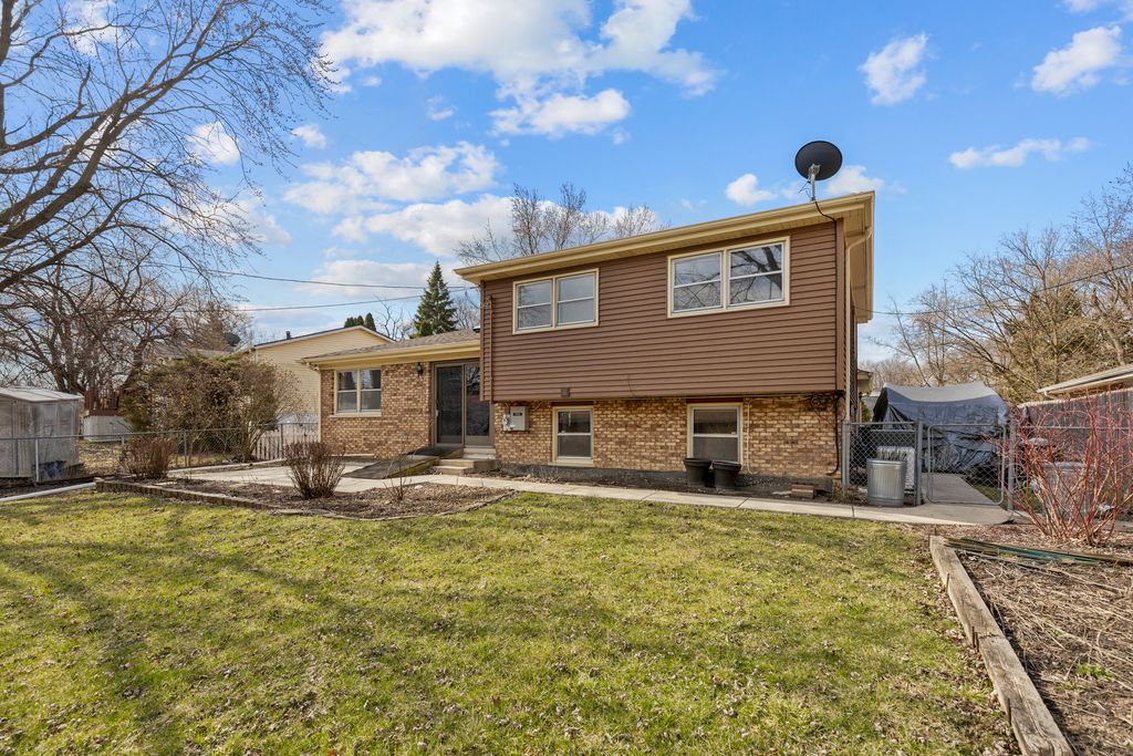 listing image 24