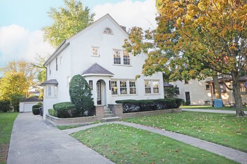 Photo of 231 Lawton Road, Riverside, IL 60546 (MLS # 12395559)