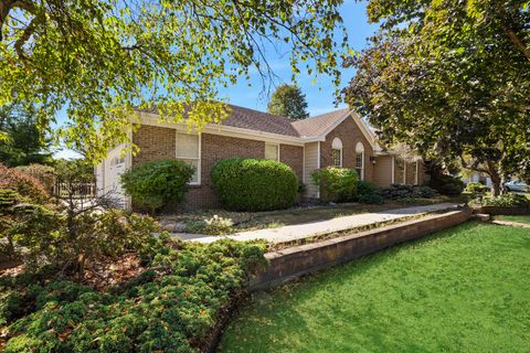 Tiny photo for 3211 Leafy Lane, Bloomington, IL 61704 (MLS # 12496009)