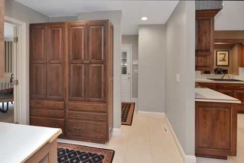 Tiny photo for 3211 Leafy Lane, Bloomington, IL 61704 (MLS # 12496009)