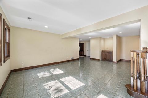 Tiny photo for 3211 Leafy Lane, Bloomington, IL 61704 (MLS # 12496009)