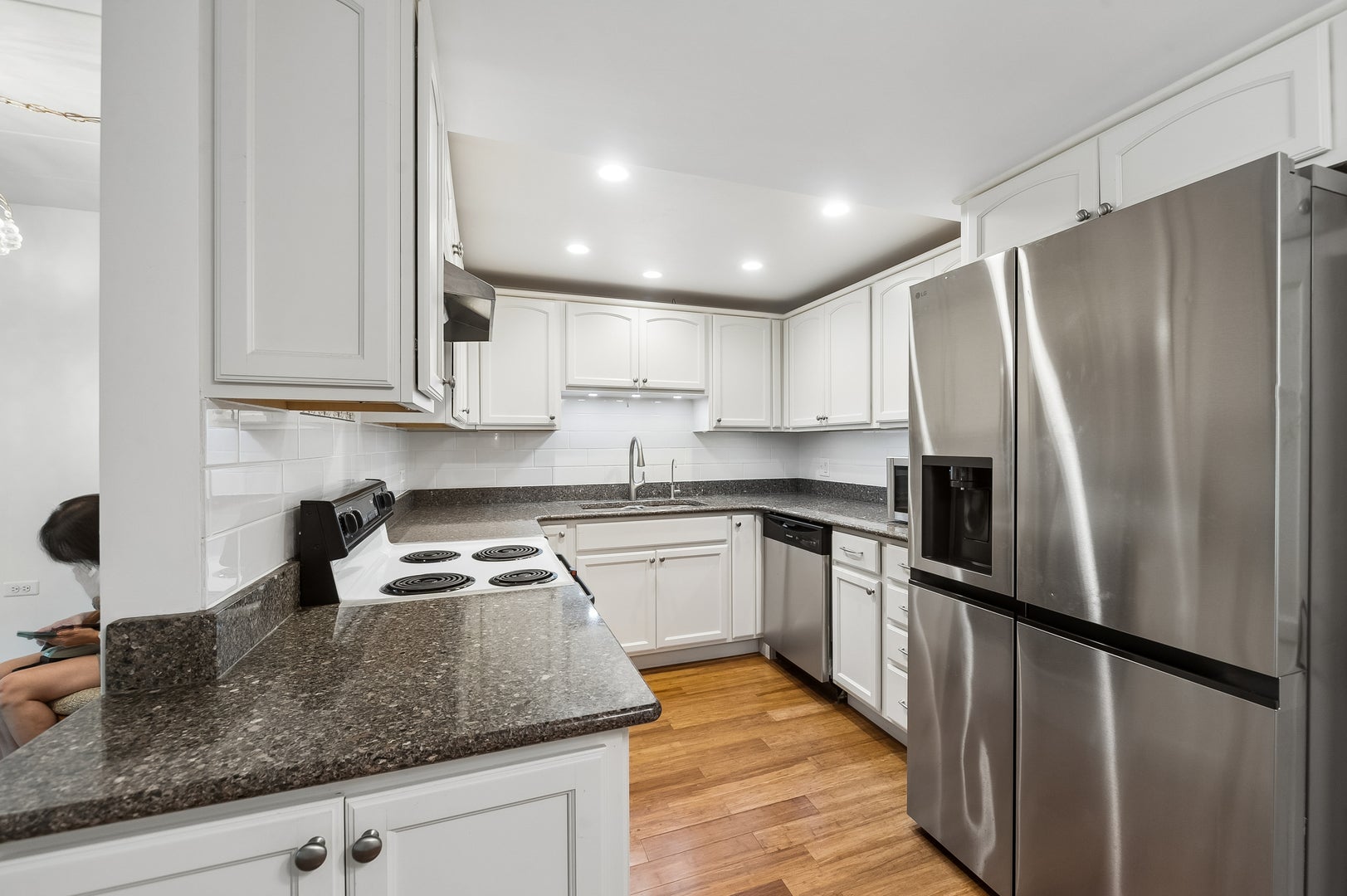 200 Deborah Lane 6A