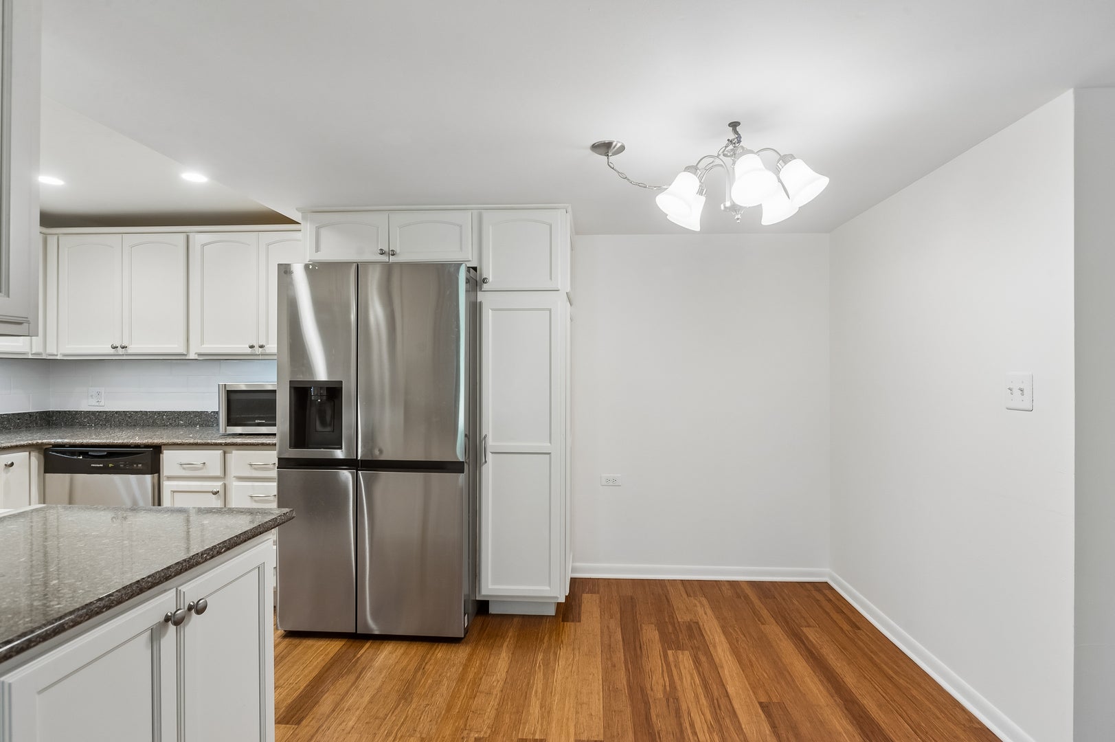 200 Deborah Lane 6A