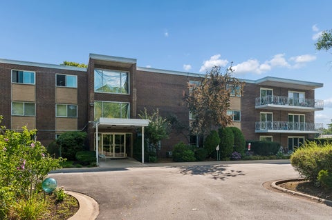 Photo of 200 Deborah Lane #6A, Wheeling, IL 60090 (MLS # 12747867)